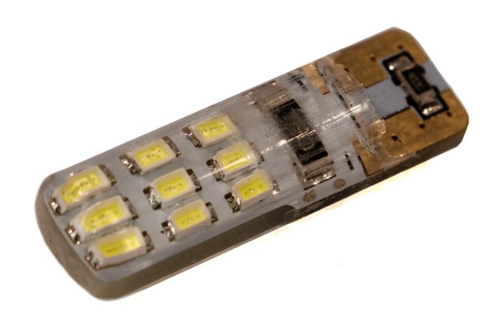 Светодиодная лампа AllLight T10 18 диодов 1030 W2,1x9,5d WHITE 12V в силиконе