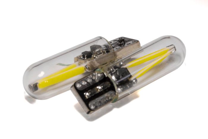 Светодиодная лампа StarLight T10 1 диод COB 12V-24V 1W WHITE мультиполярная / стеклянная колба / печатная плата Black